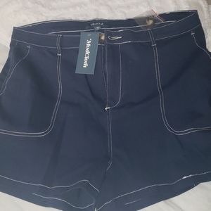 NWT Modcloth Vintage Style Jean Shorts Size 18